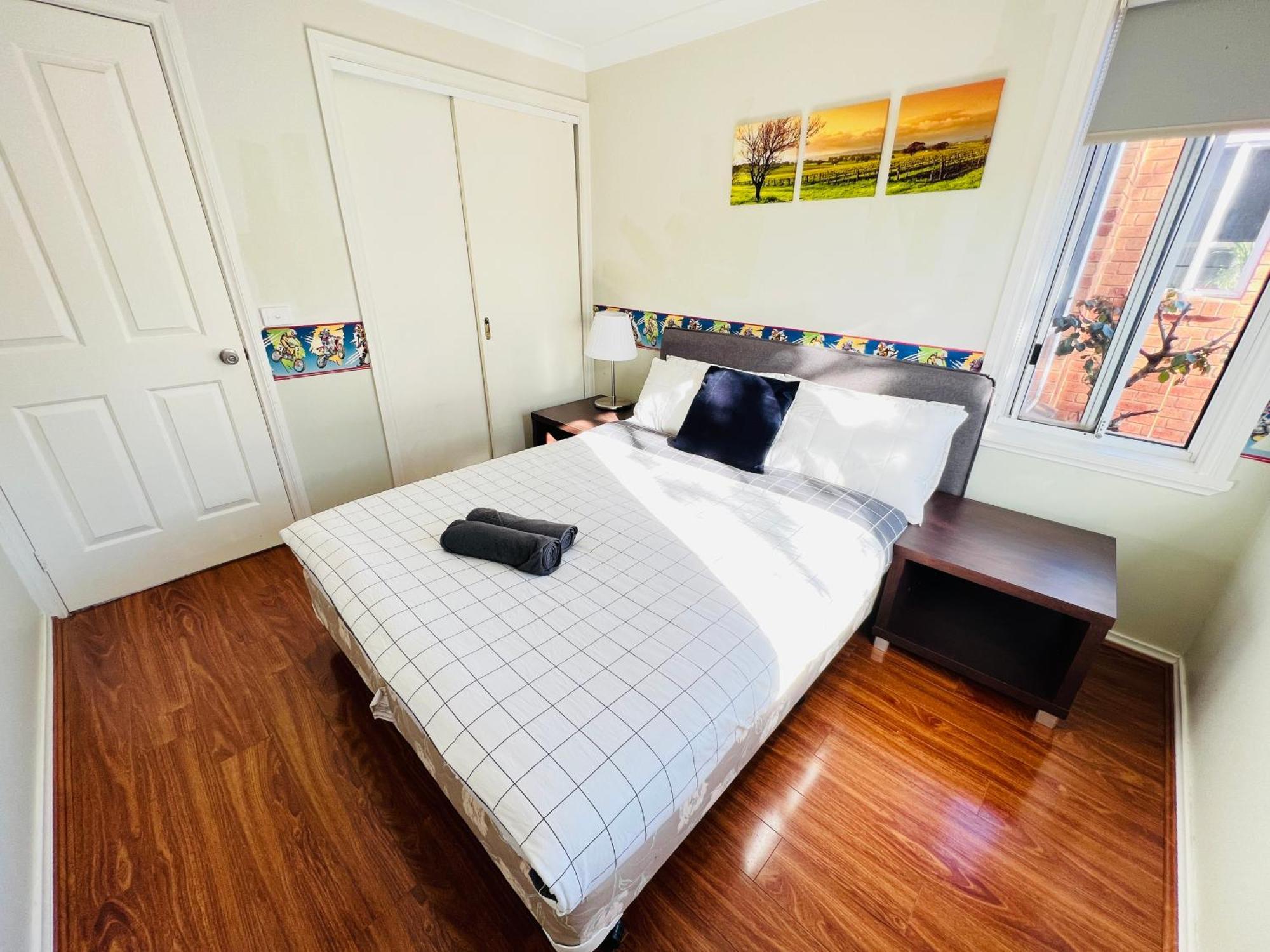 Spacious 6 Bedroom Holiday Home 15 Min Away From Melbourne Airport Sydenham Екстериор снимка