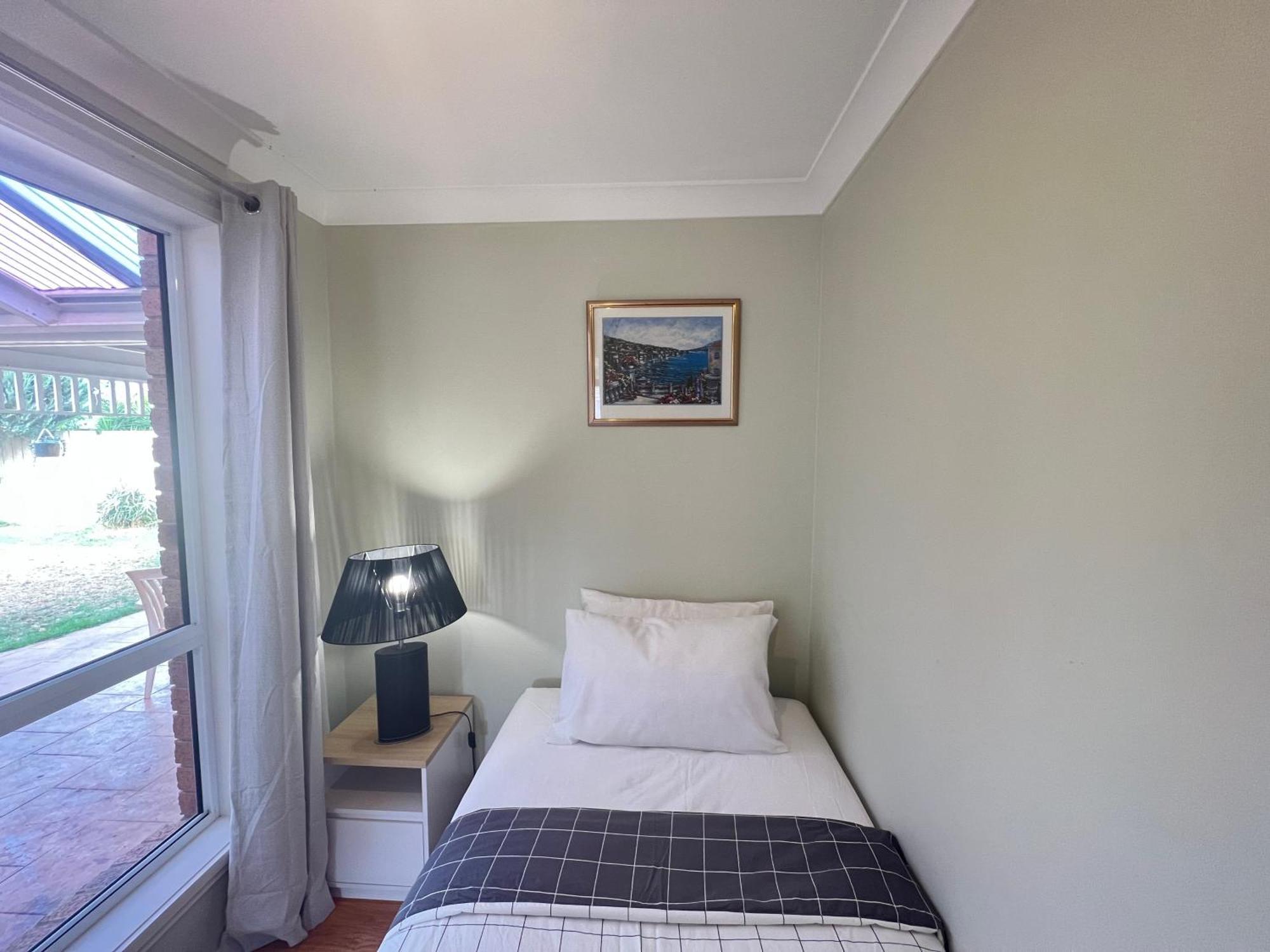 Spacious 6 Bedroom Holiday Home 15 Min Away From Melbourne Airport Sydenham Екстериор снимка