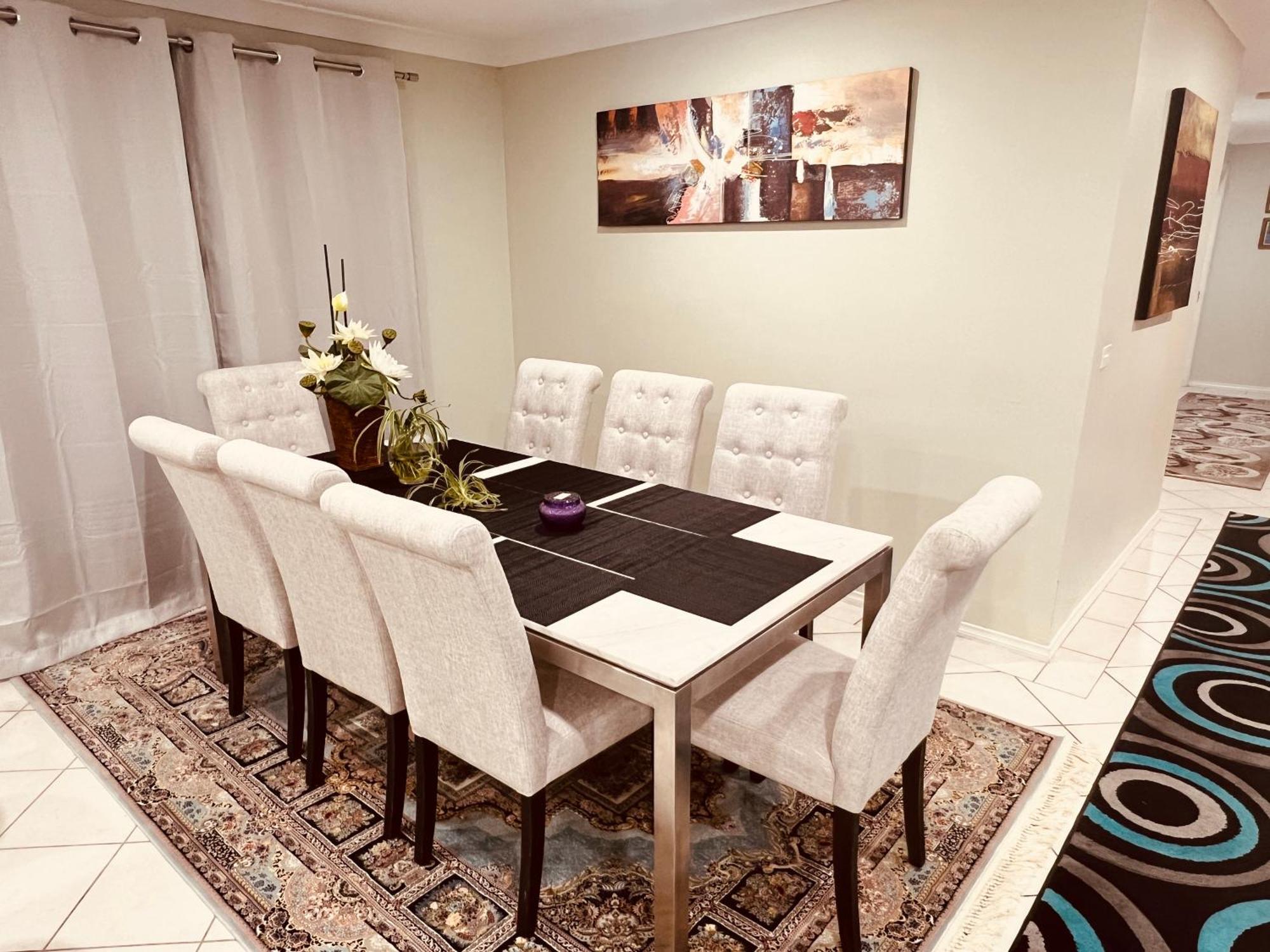 Spacious 6 Bedroom Holiday Home 15 Min Away From Melbourne Airport Sydenham Екстериор снимка