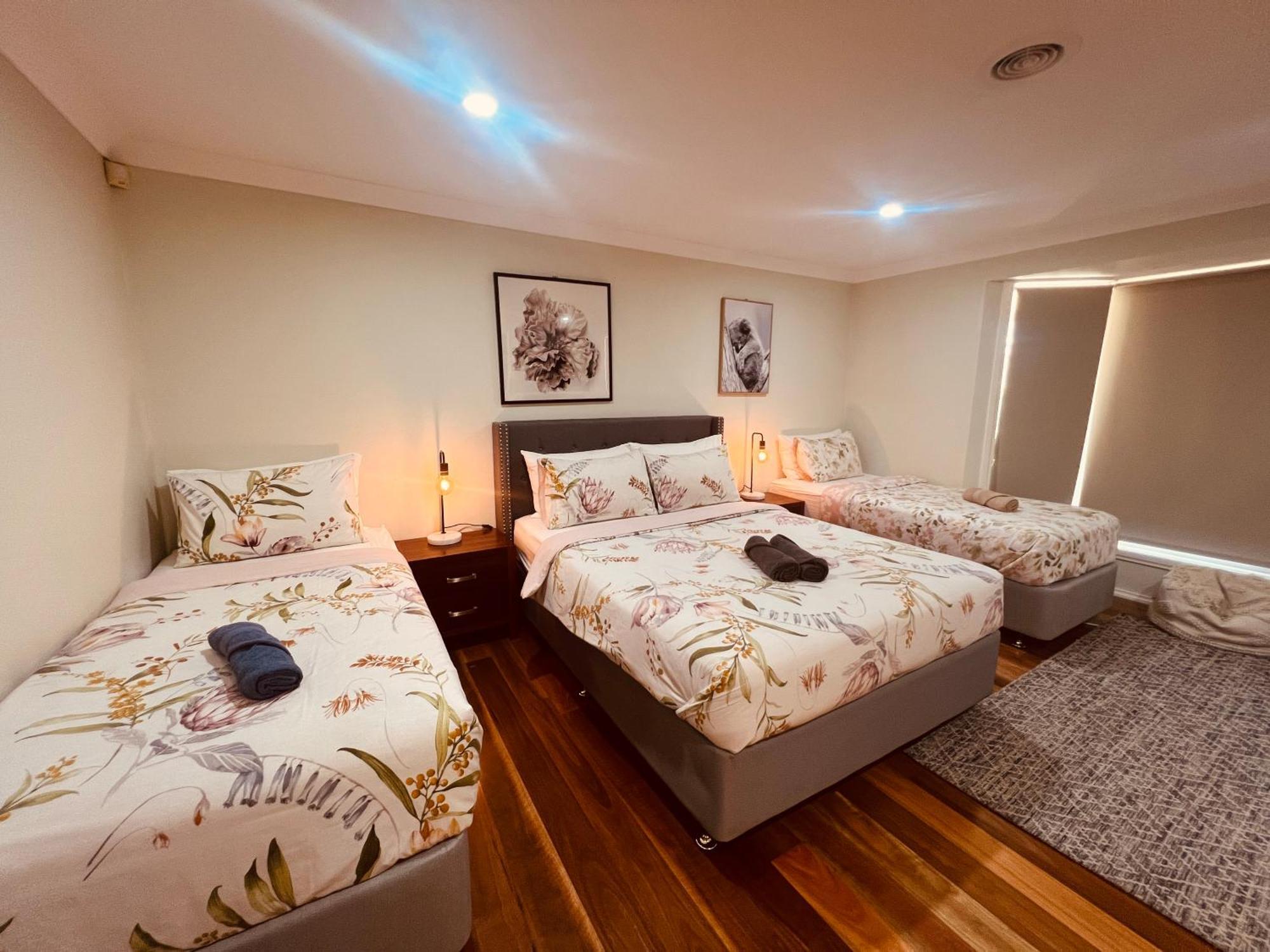 Spacious 6 Bedroom Holiday Home 15 Min Away From Melbourne Airport Sydenham Екстериор снимка