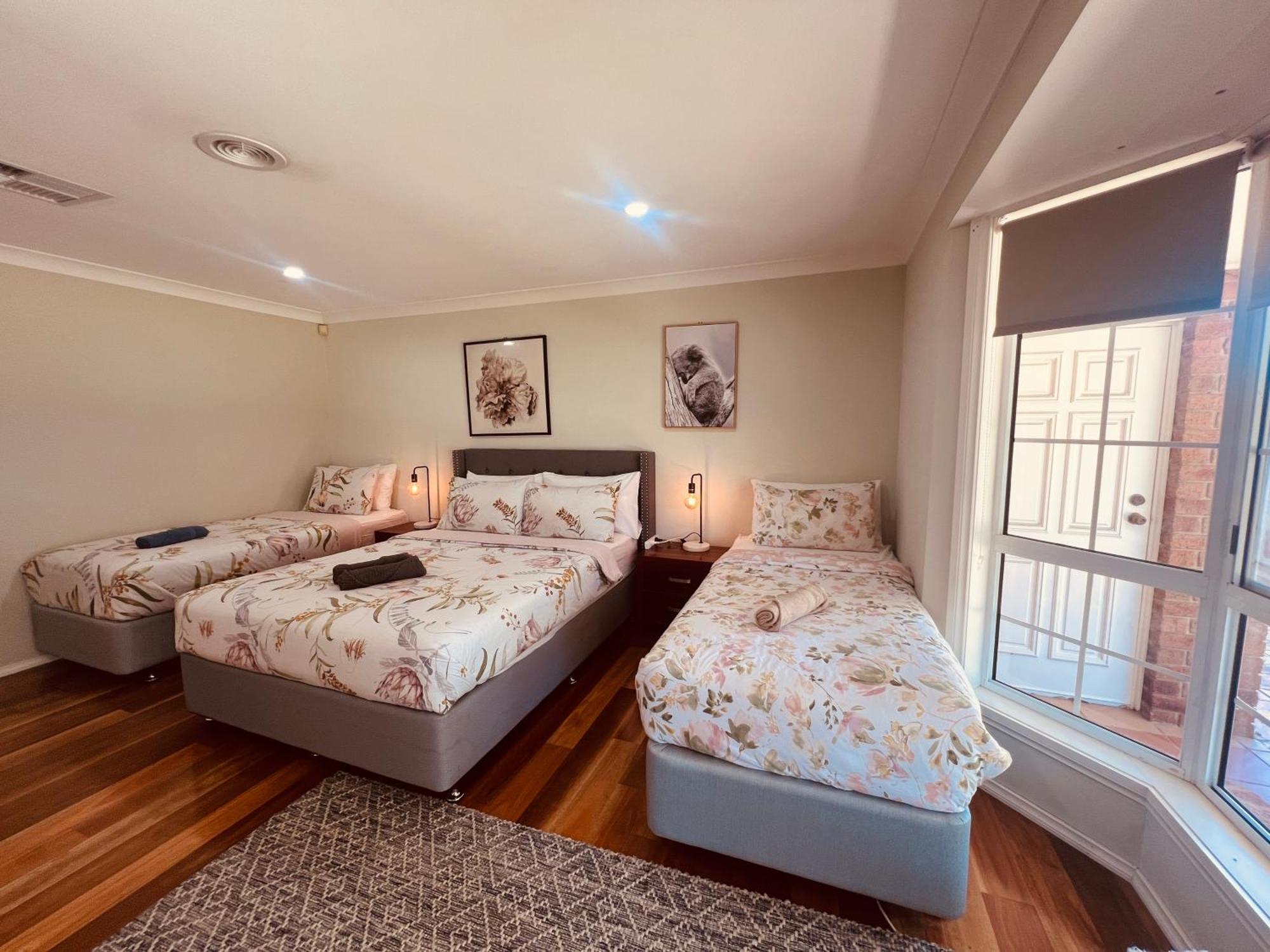 Spacious 6 Bedroom Holiday Home 15 Min Away From Melbourne Airport Sydenham Екстериор снимка